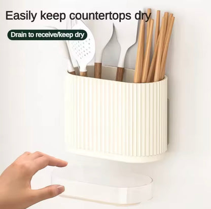 Household kitchen spoon/utensil storage